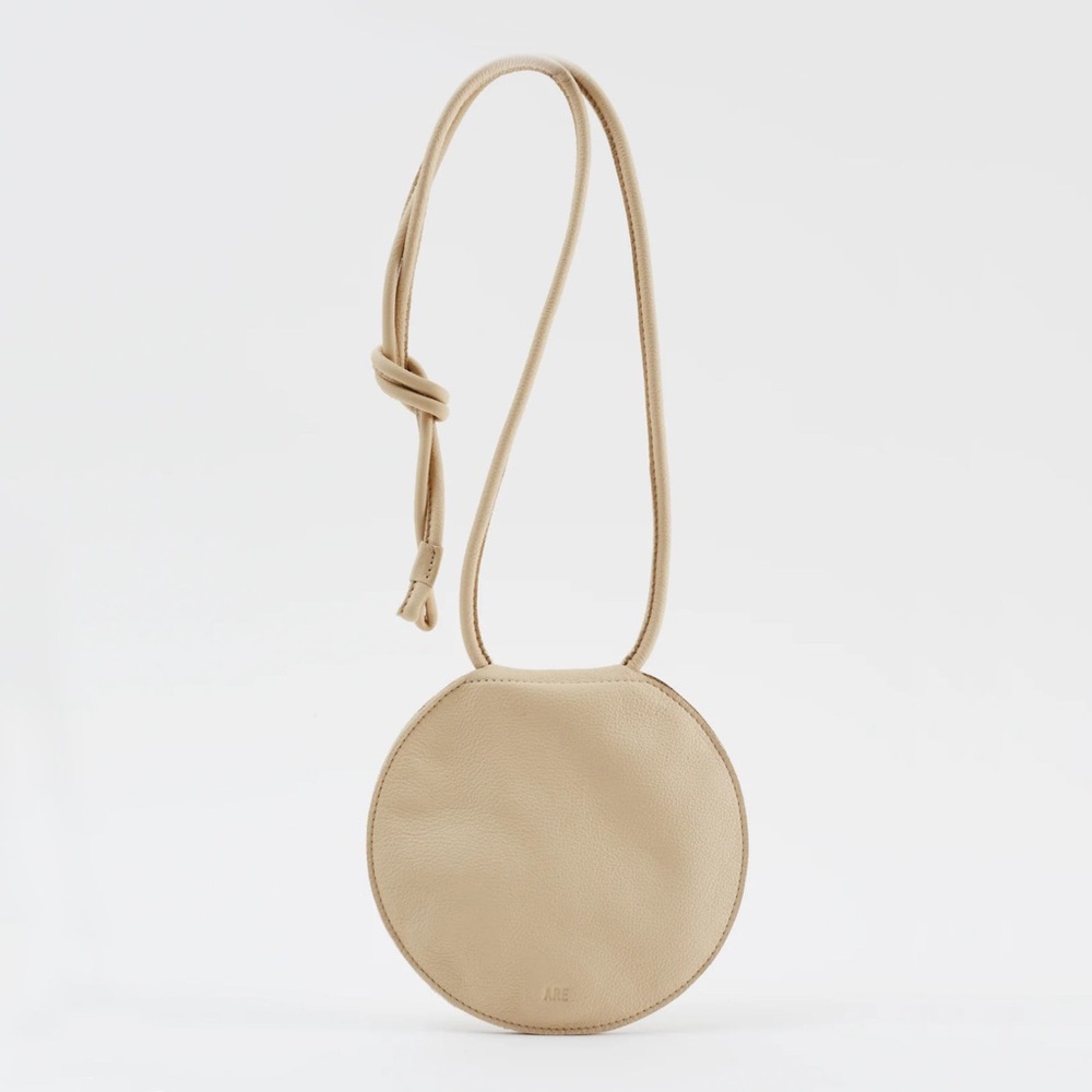 Are Studio Disc Bag in Crema
